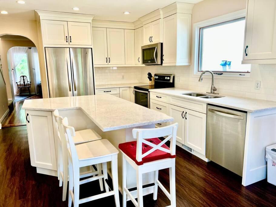 Crescent Heights Majesty Villa YYC Eksteriør bilde